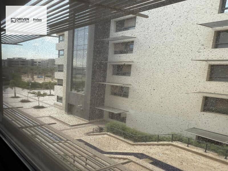 10 WhatsApp Image 2026-01-28 at 13.16. 57. jpeg