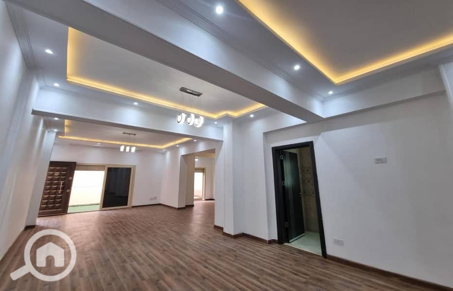 9 WhatsApp-Image-2025-08-21-at-5.24. 16-PM-1. jpg