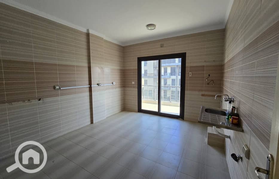 5 8f1679f8-642b-4edb-9a5c-47fdae50e537. jpg