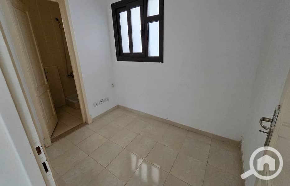 10 d97fe7d7-c76b-4215-9702-ee7281aa98ec. jpg