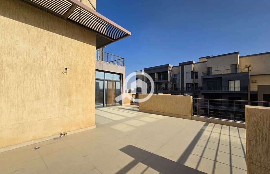 11 d6740a5d-f34e-43e9-a198-79ae6bb060d2. jpg