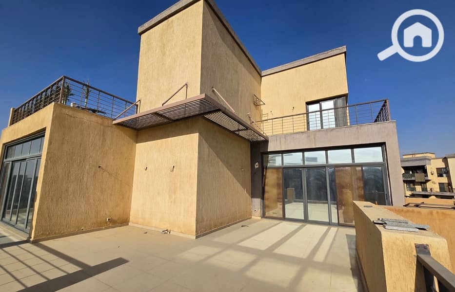 12 39c9e96d-e1be-4ebb-aeab-d42364f12185. jpg