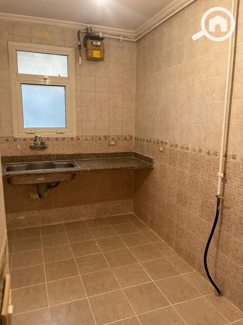 8 2f9ef2be-40fb-450c-a4e7-b01722453fec. jpg