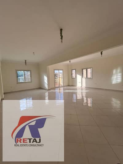 دوبلكس 5 غرف نوم للايجار في القاهرة الجديدة، القاهرة - 1. jpg