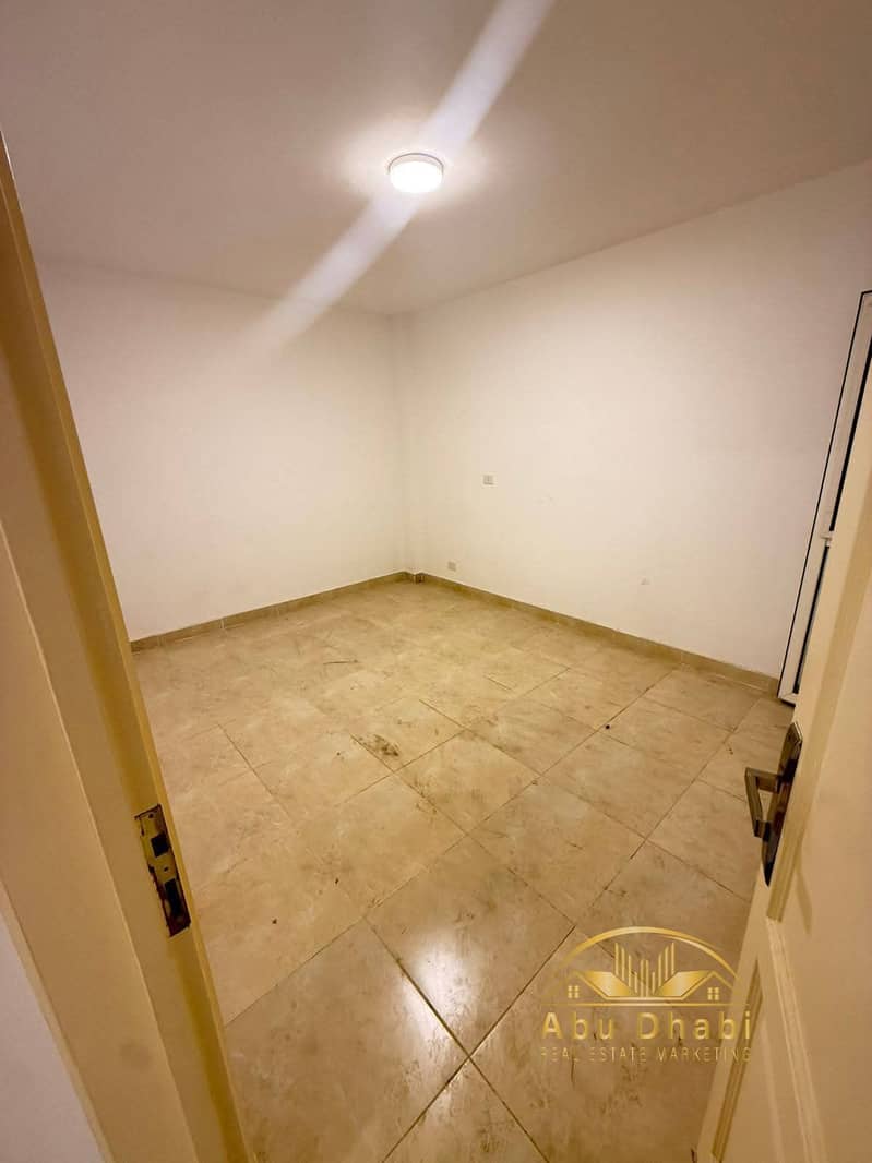 6 926ca92e-0d16-4ba6-a099-4e00eae1a247. jpg