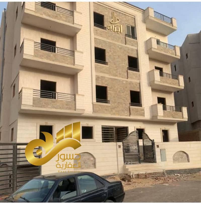 4 12a875b6-0b25-4cf7-becd-e4f54c7a8f2d. jpg