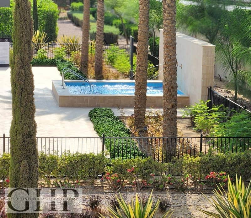 8 2b0dcb44-96d6-41bb-8b49-aeaf3e04a4da. jpg