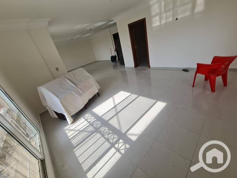 4 cc98c946-4243-4d34-92aa-63f753baefb8. jpg