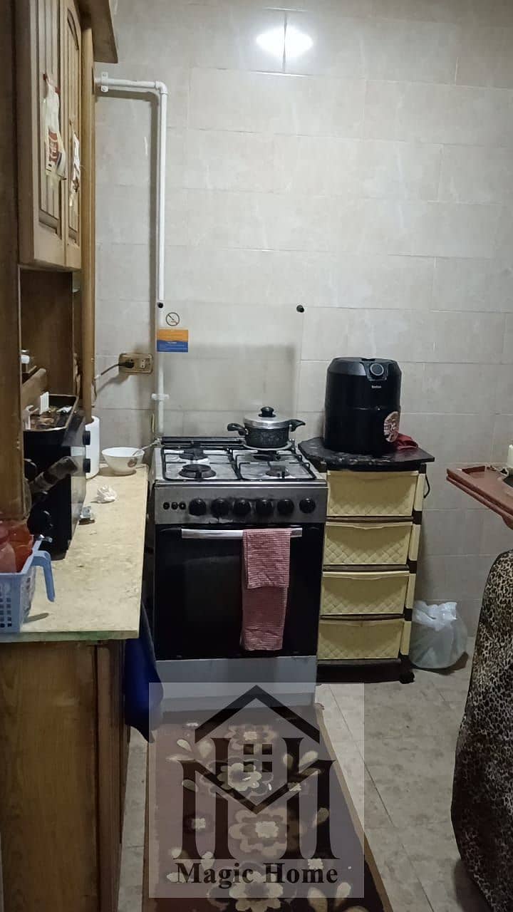 12 aa0c2fd8-9c9f-4799-81e1-38028ef3d821. jpg