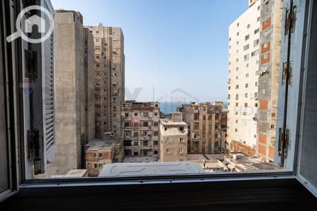 3 Bedroom Flat for Sale in Sporting, Alexandria - 1. jpg