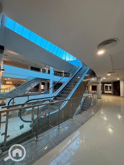 محلات تجارية  للايجار في الشيخ زايد، الجيزة - WhatsApp Image 2026-01-28 at 3.28. 44 PM. jpeg