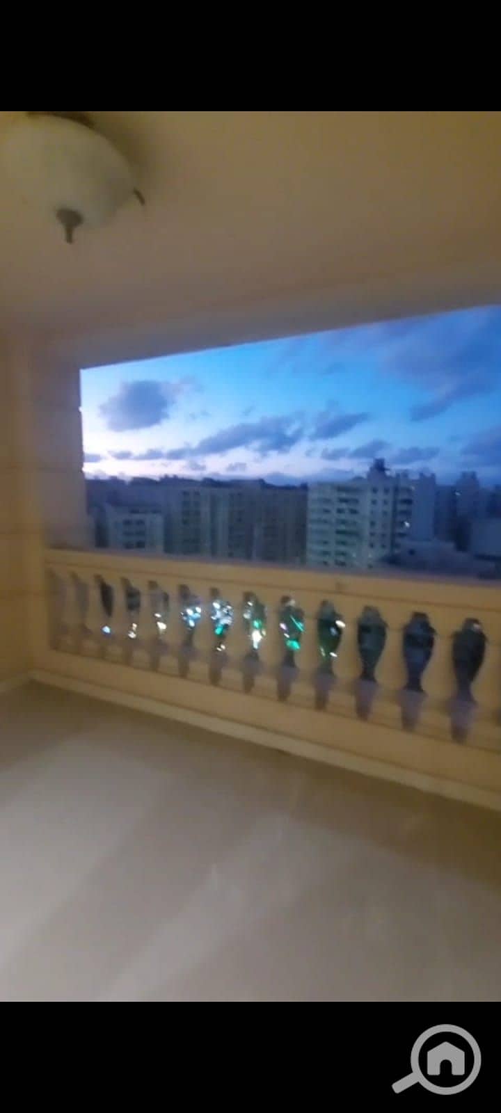 4 4781d2ee-9722-4729-9782-c4ed55f71555. jpg