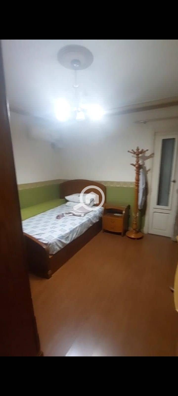 10 1550d8d7-5a5e-4675-808c-2c53d3fd506e. jpg