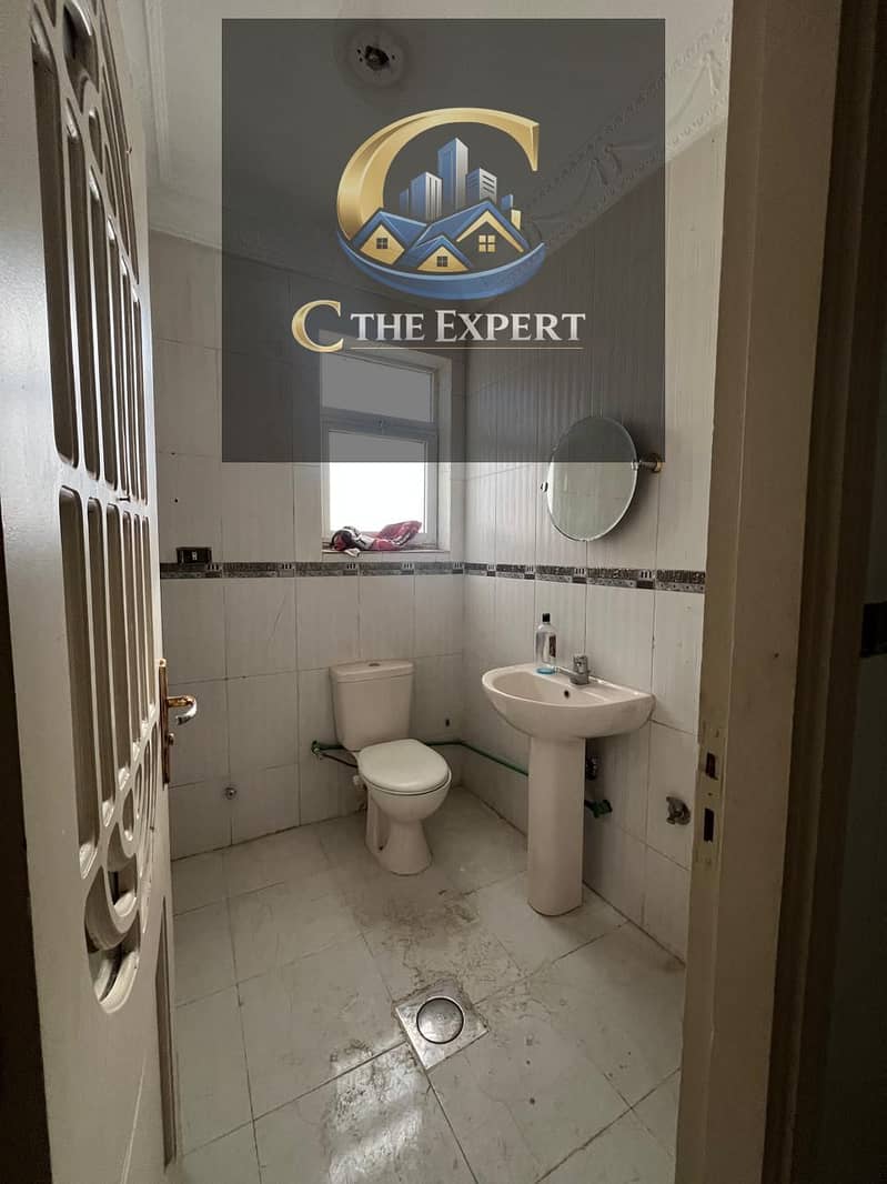 4 WhatsApp_Image_2025-12-19_at_4.55. 30_PM_(1). jpeg