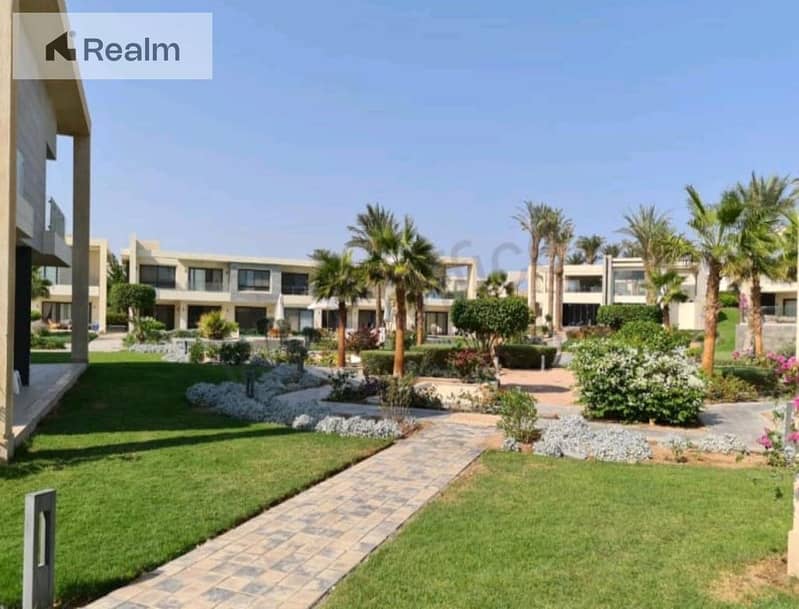 9 bd406407-92fd-49ae-a1aa-cf4fc6c32b15. jpg