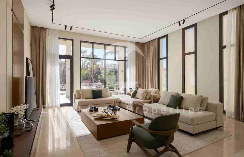 15 O_West_Mockups_19 (Custom). jpg