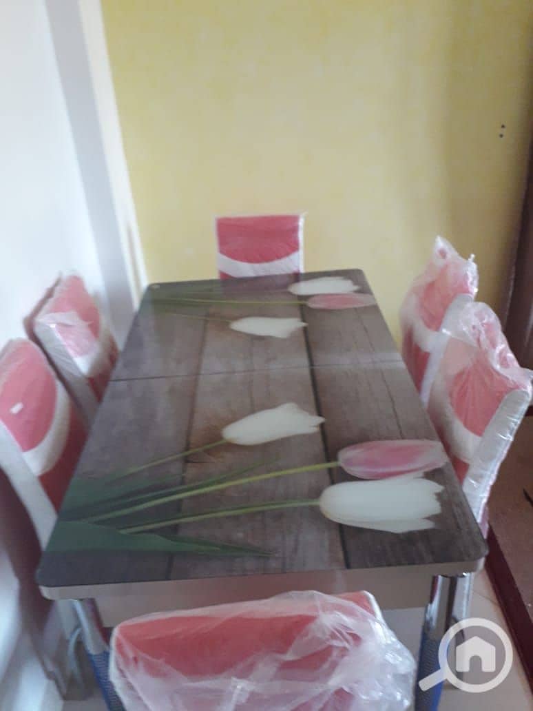 8 9666666633221. jpg