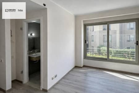 2 Bedroom Flat for Sale in 6th of October, Giza - WhatsApp Image 2026-01-17 at 12.04. 14 AM. jpeg