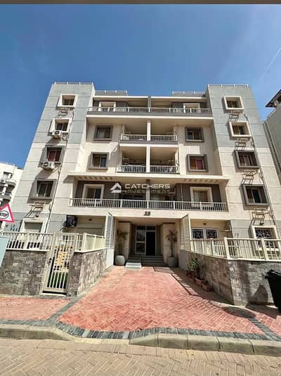 3 Bedroom Flat for Sale in New Cairo, Cairo - 572169813_1158511225706696_8632531497185470682_n. jpg