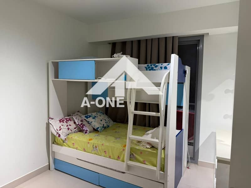 8 b2418fb3-4da8-4475-bd73-87afc7015116. jpg