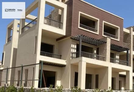 3 Bedroom Townhouse for Sale in 6th of October, Giza - e023fad0-efc3-4f40-a300-ffeb0912b5ea. jpg