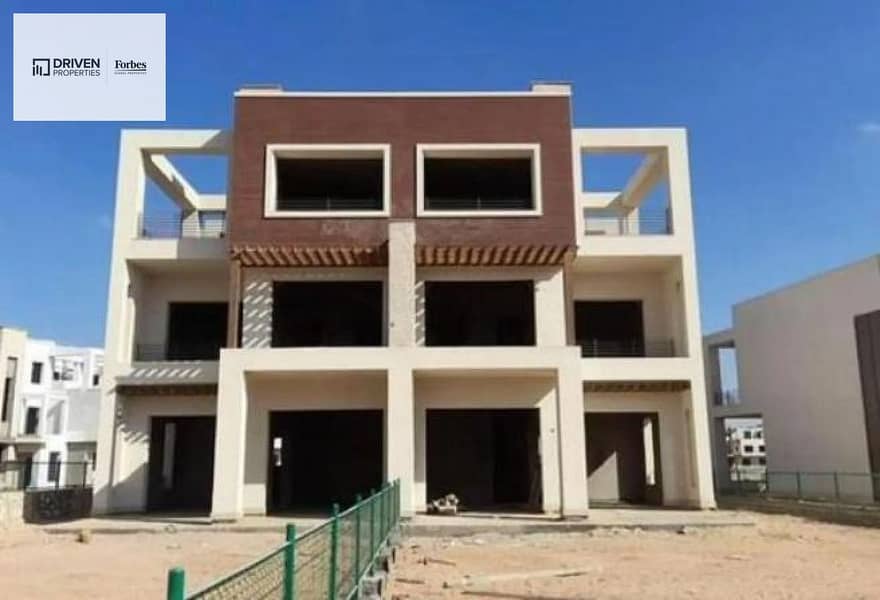 7 d1e5f546-952a-4ec6-8c20-0e5a985e5038. jpg