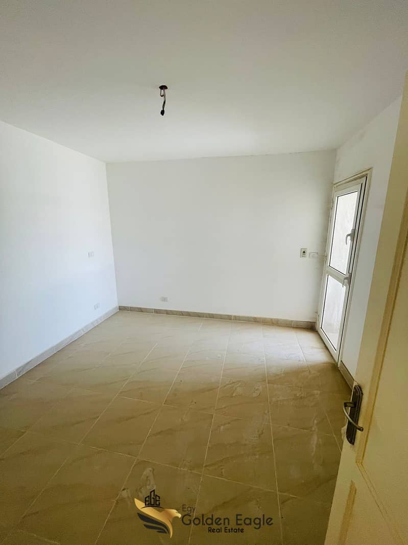 4 61318034-40b9-4fff-8b7b-8aad3b822300. jpeg