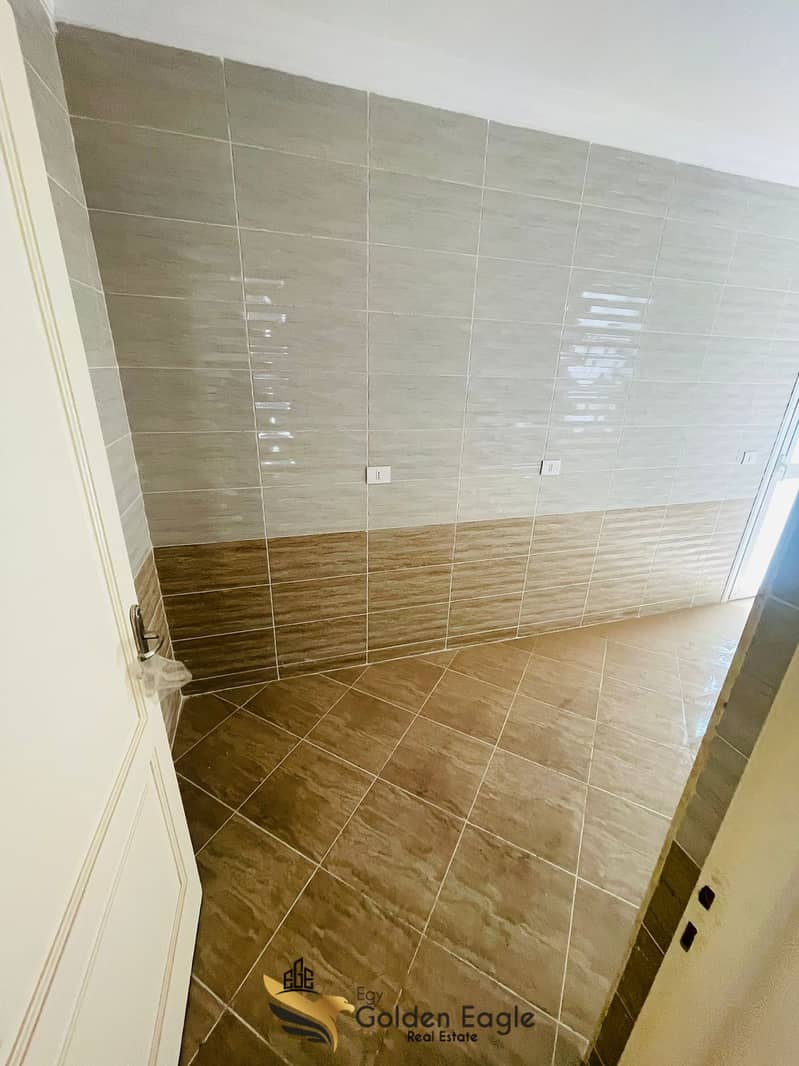 10 1231eb06-023d-4423-b216-4174e870aa4e. jpeg