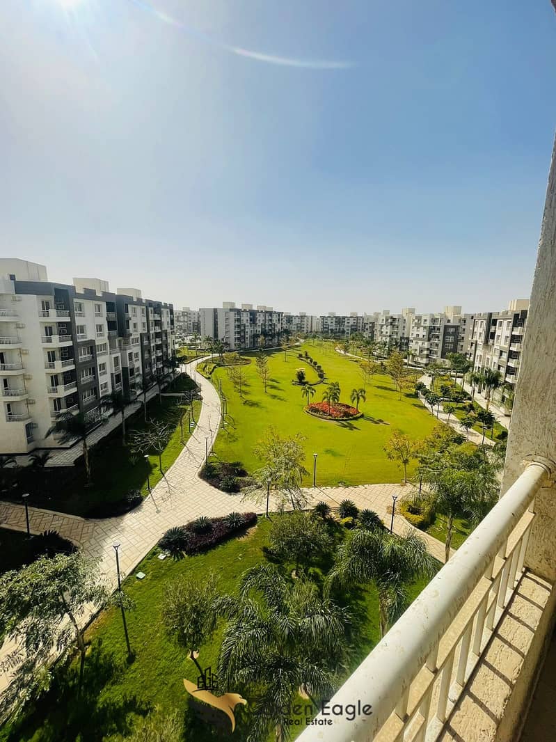 12 c6794a73-08ec-4932-8f57-abbcfbbb54d7. jpeg