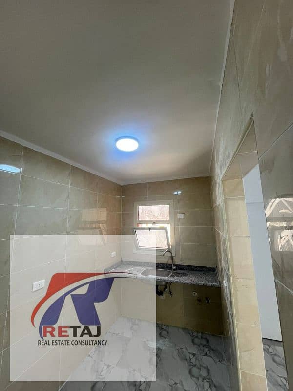 3 8db273cd-8519-4cff-9cca-18c1053f91d7. jpg