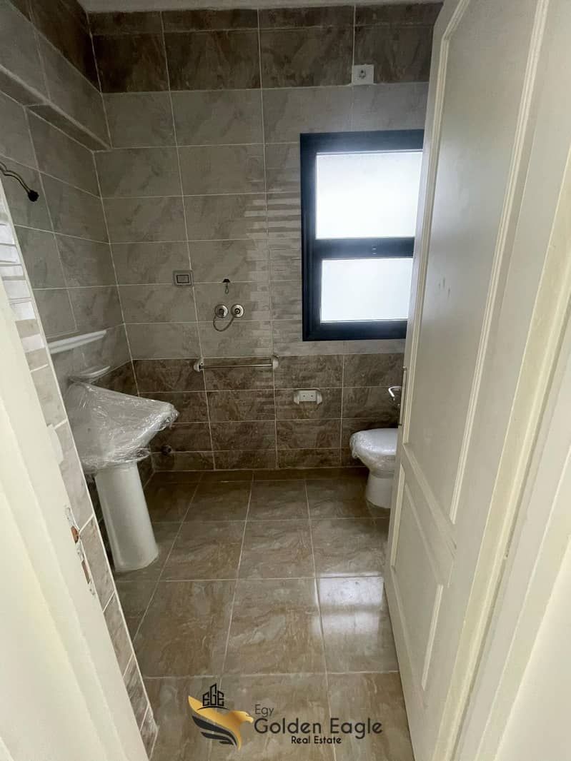 8 a35bf5b6-7d09-4993-9d1d-152415b635d0. jpeg