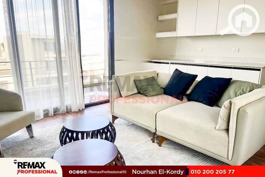 10 WhatsApp Image 2025-02-04 at 3.58. 39 PM (1). jpg