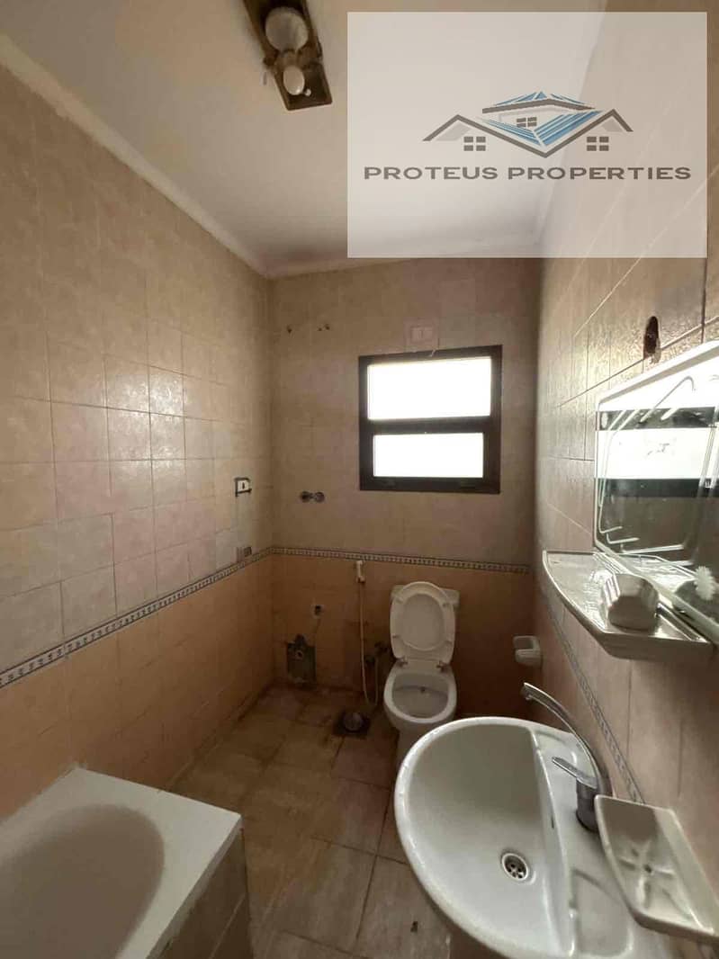 10 79d37e2a-5bc1-4648-b7a7-b6867bb6b343. jpg