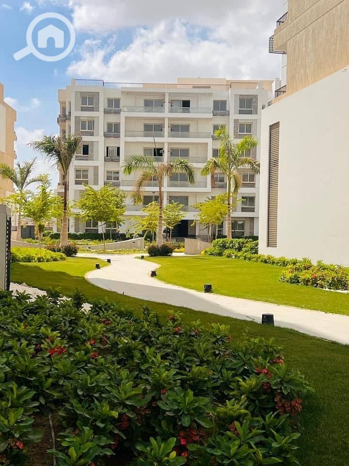 10 942a9db1-285e-4dd7-83e8-ae71a315bc31. jpeg