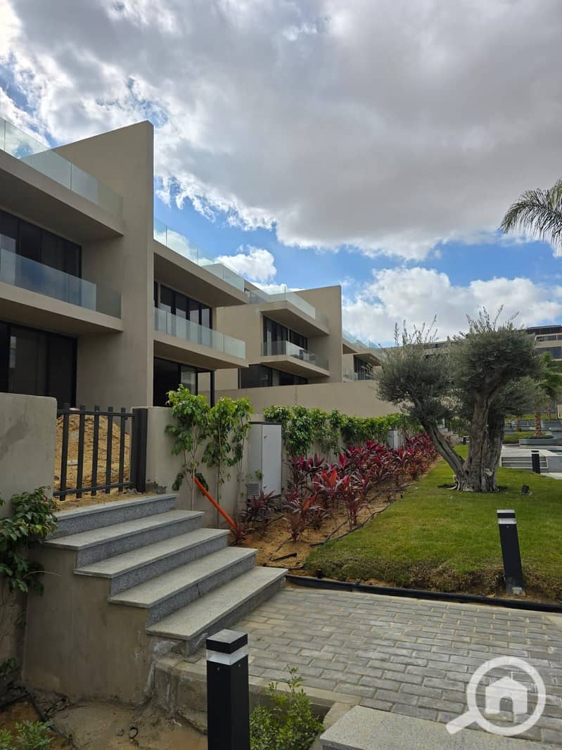 9 WhatsApp Image 2025-12-30 at 1.04. 09 PM (3). jpeg