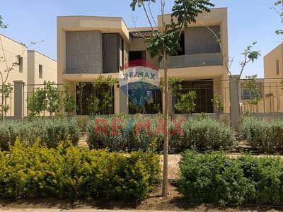 3 Bedroom Villa for Sale in 6th of October, Giza - 53b3bc6c-6f8c-4008-bf98-25051d314e2f. jpg