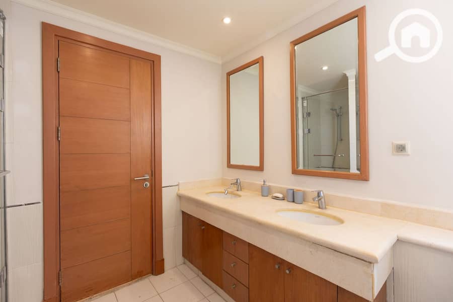 12 WhatsApp Image 2026-01-28 at 15.57. 57 (1). jpeg