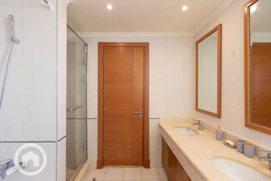 14 WhatsApp Image 2026-01-28 at 15.57. 58. jpeg