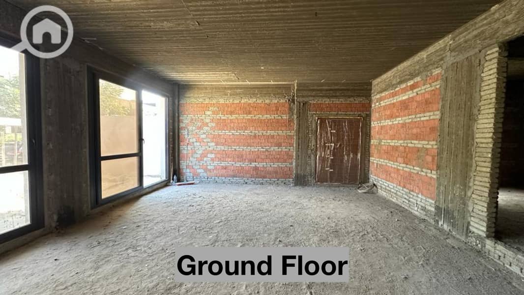 7 Patio zahraa zayed - quadro for sale_page-0008. jpg