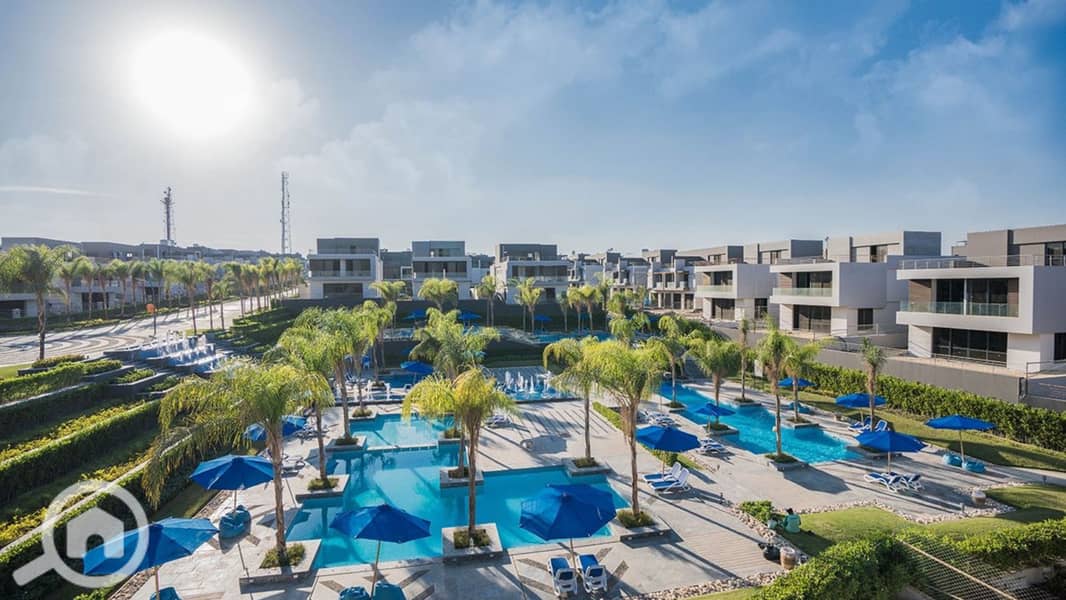 22 Patio zahraa zayed - quadro for sale_page-0024. jpg