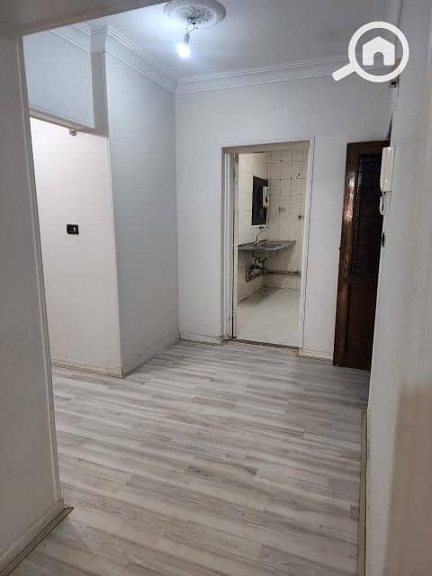 9 98d6fddd-f7dd-4dd3-8774-bf4dc998929f. jfif. jpg