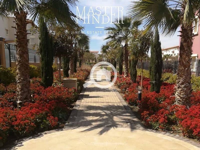 10 HYDE-PARK-Gardens. jpeg