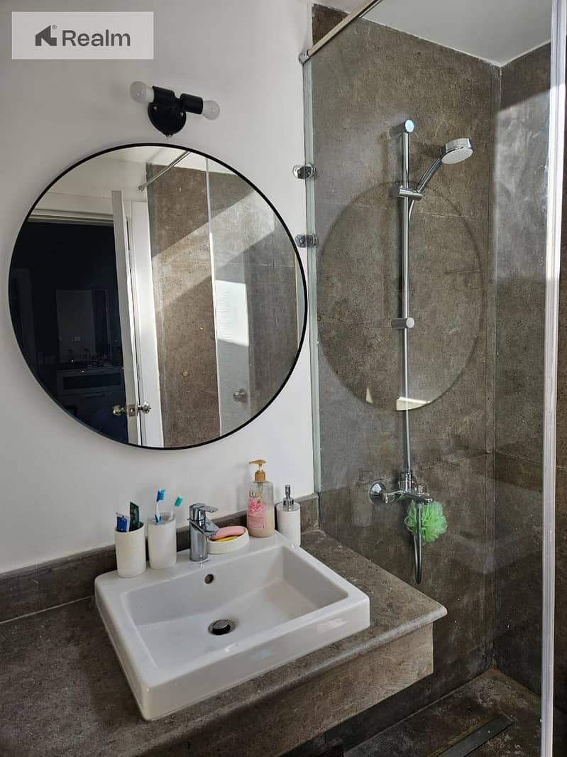 9 WhatsApp Image 2025-10-22 at 20.00. 02_6f6e279d. jpg