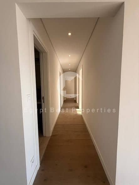 9 611470362_122208577634519829_136778654030765935_n. jpg