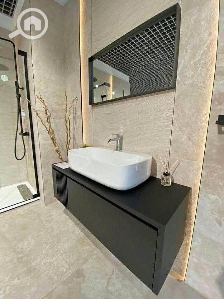 4 634f9167-7ea6-4794-81c6-6ab5126149a4. jpg