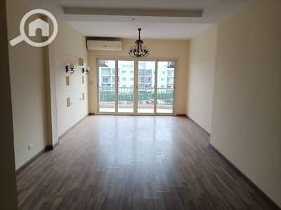 3 Bedroom Flat for Sale in Sheikh Zayed, Giza - 2d520575-0065-49eb-b823-a8f6ea6b4c65. jfif. jpg