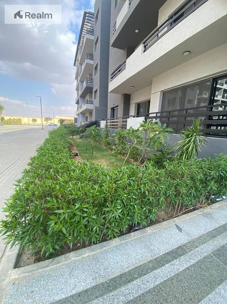 2 34f43b04-599e-4c2a-aa70-74cff5044427. jpg