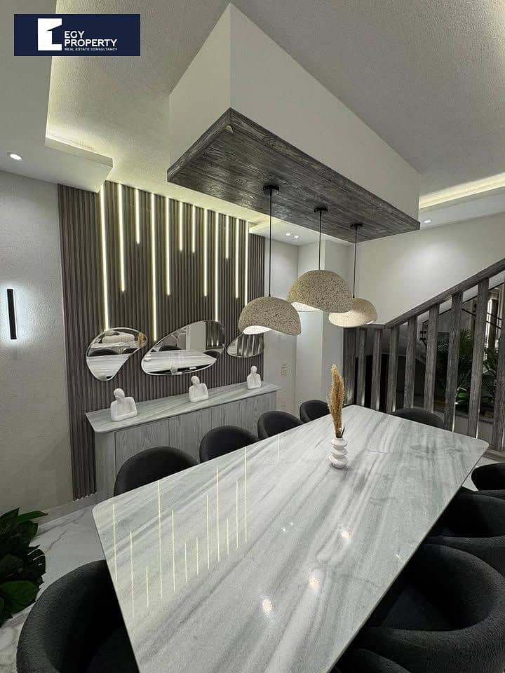 6 612067071_1908342746432977_1864129512116676544_n. jpg