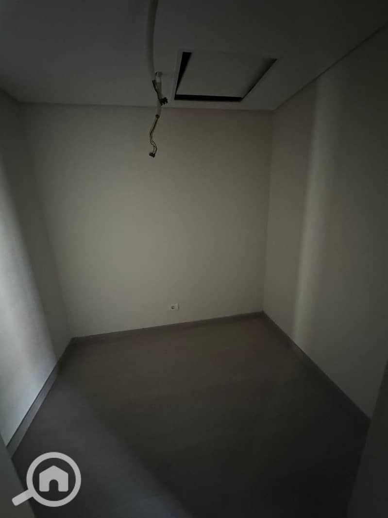 7 WhatsApp Image 2026-01-28 at 6.07. 10 PM. jpeg