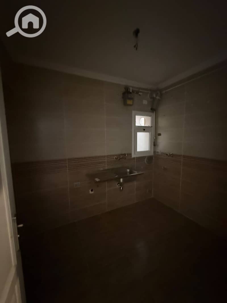 11 WhatsApp Image 2025-02-10 at 5.34. 41 PM (1). jpeg